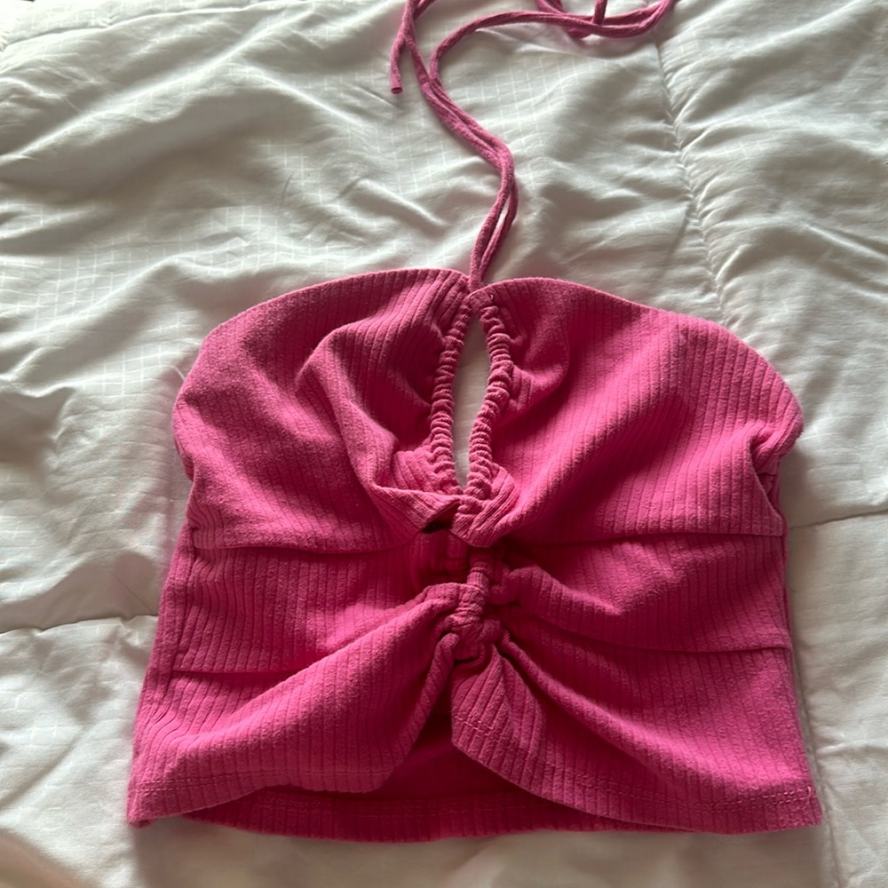 pink tank top that ties around the neck